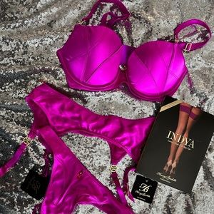 Honey Birdette Indiya Set 💕💜